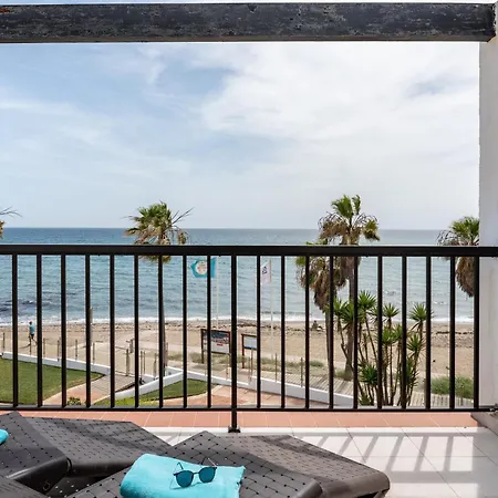 Sea Front House Micaela G * Marbella