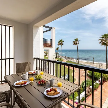 Sea Front House Micaela G * Marbella