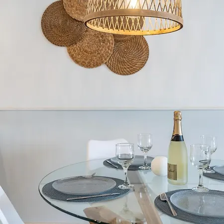 Apartment Sea Front House Micaela G *